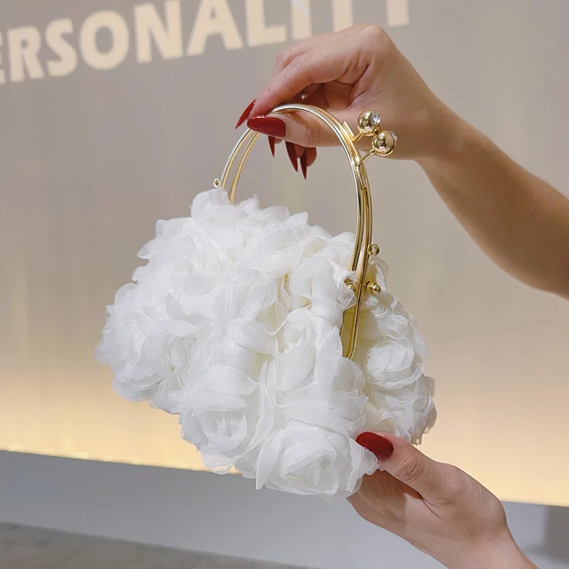 Romantic white flower bridal clutch bag 3D three-dimensional flower kiss lock closed dinner bag rose messenger handbag