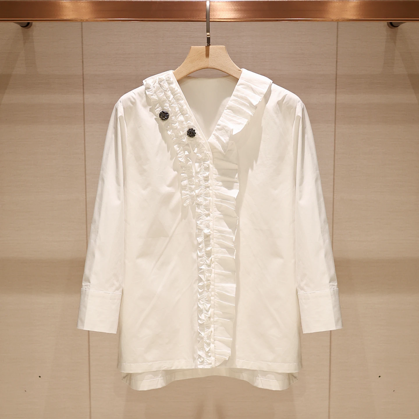 

Unique Women's Loose V-Ne irt Spring Autumn Season Floral Lace Trim Slimming Top Faion Design Sense Casual irt