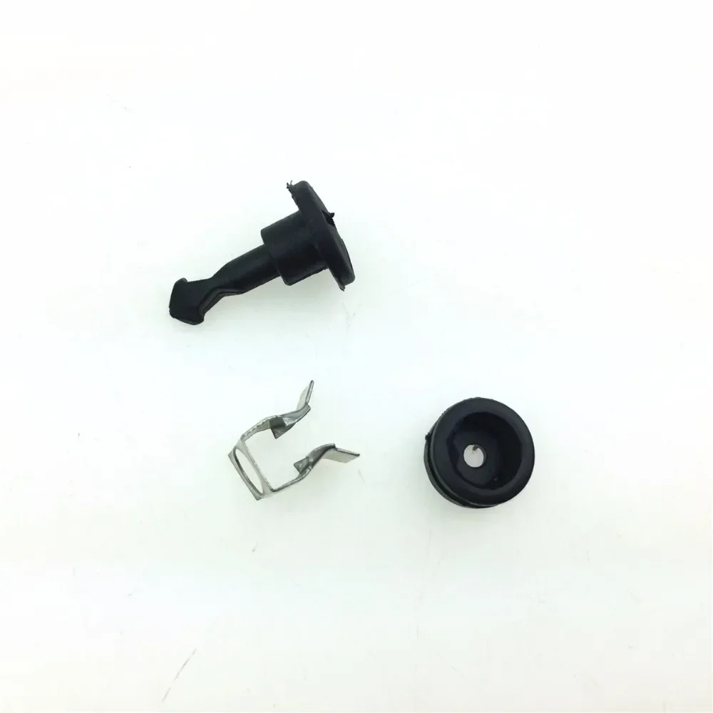 STARPAD For Passat B5 Auto Parts Engine Upper Plate Snap Screws Cover Plate Plastic Clips 2pcs