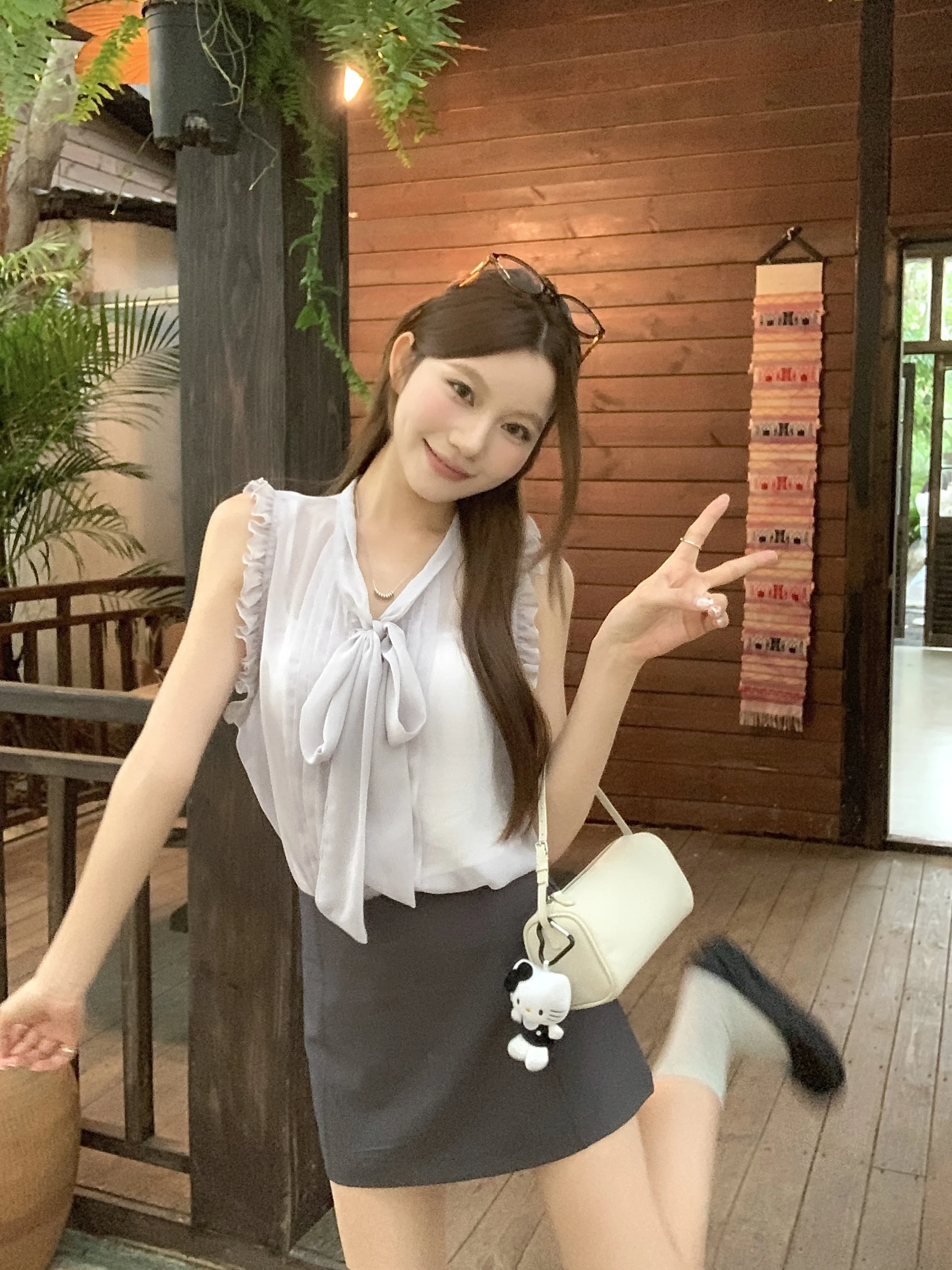 

Gray Green Belted Shirt Women's Slim Fit Vest A-Line Skirt Three-Piece Set Summer Slimming Fashion Ensemble High Waist