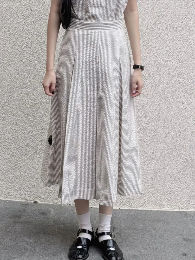 

Vintage Women’s Striped A-Line Midi Skirt with Pocket High Waist Button Detail Summer Skirt for Work and Daily Wear