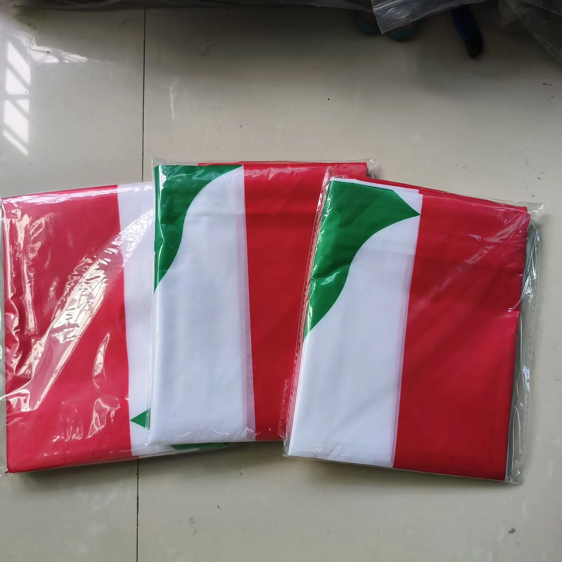 Aerlxembrae 90*150cm Republic of Lebanon Lubnan Flag Indoor Outdoor Hanging Banner