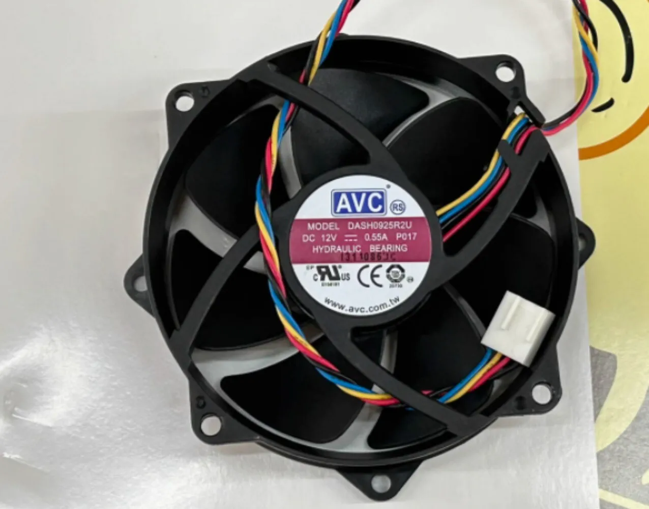 

AVC 9025 12V DASH0925R2U 0.55A 4-pin temperature controlled Computer fan For