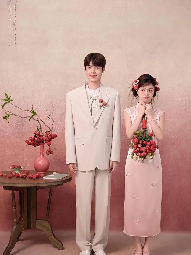 

2026 New Pink Chinese Style Wedding Photoshoot Studio Couple High-End Morning Wedding Wine Serving Costume