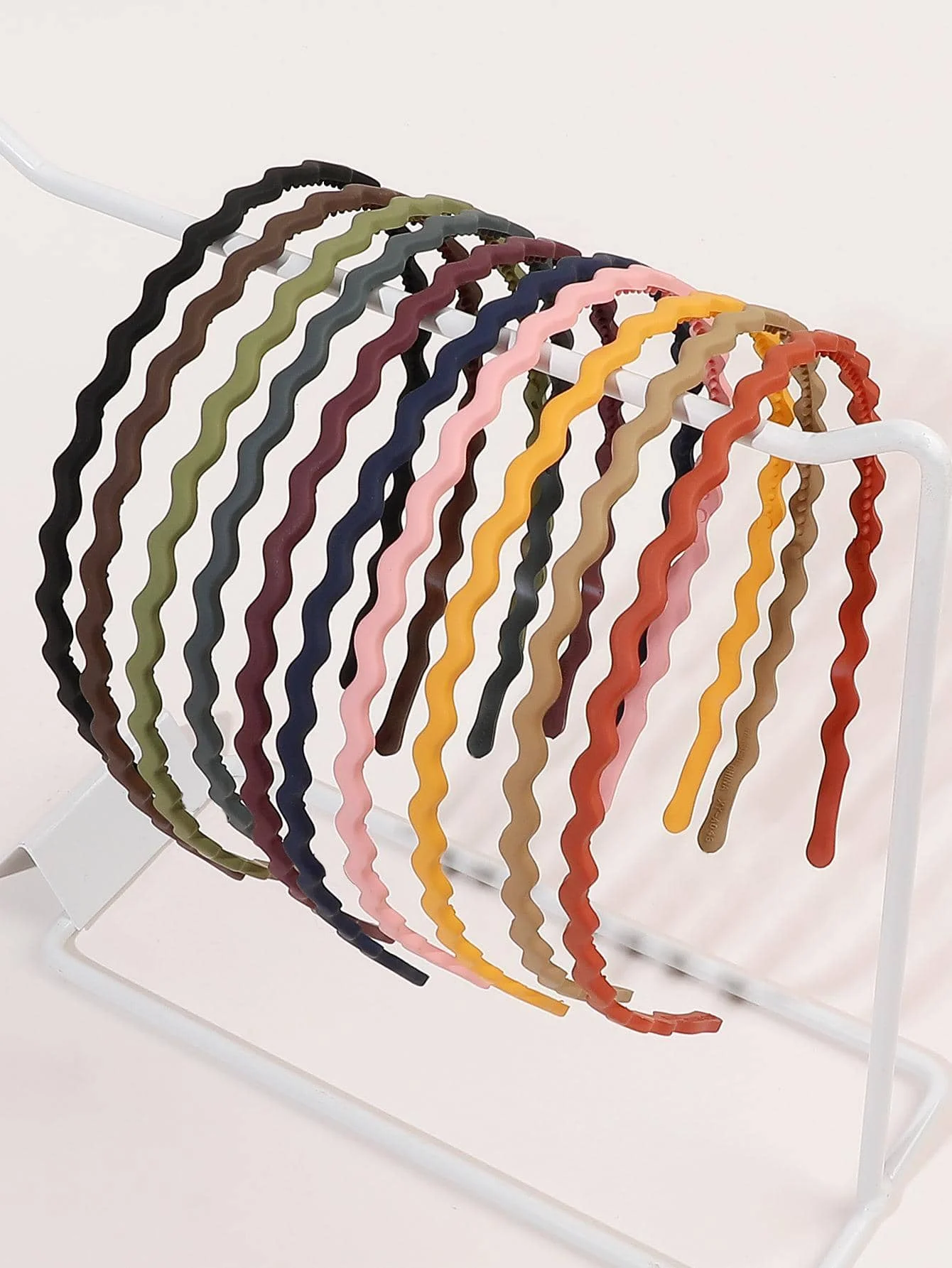 10 Stück dünne Stirnbänder für Mädchen und Frauen, bunte Wellen, dünne Haarbänder, harte Zähne, Kopfband für Kinder, Haarschmuck für Teenager – Detail 4