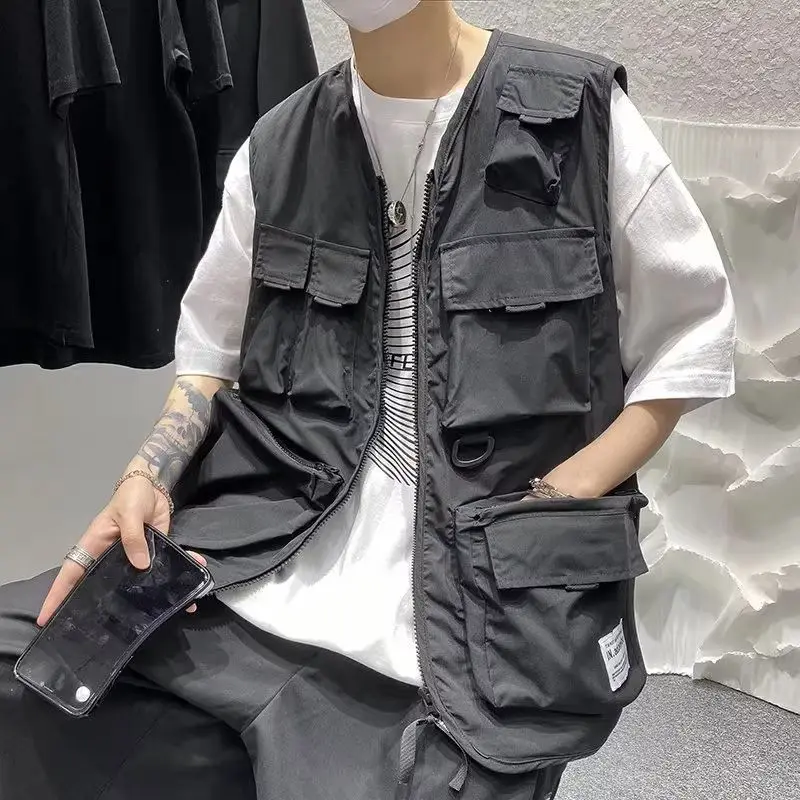 

Stylish Sleeveless Women's Utility Vest 2025 New Multi Pocket Photography Cape Coat for Outdoor Adventure