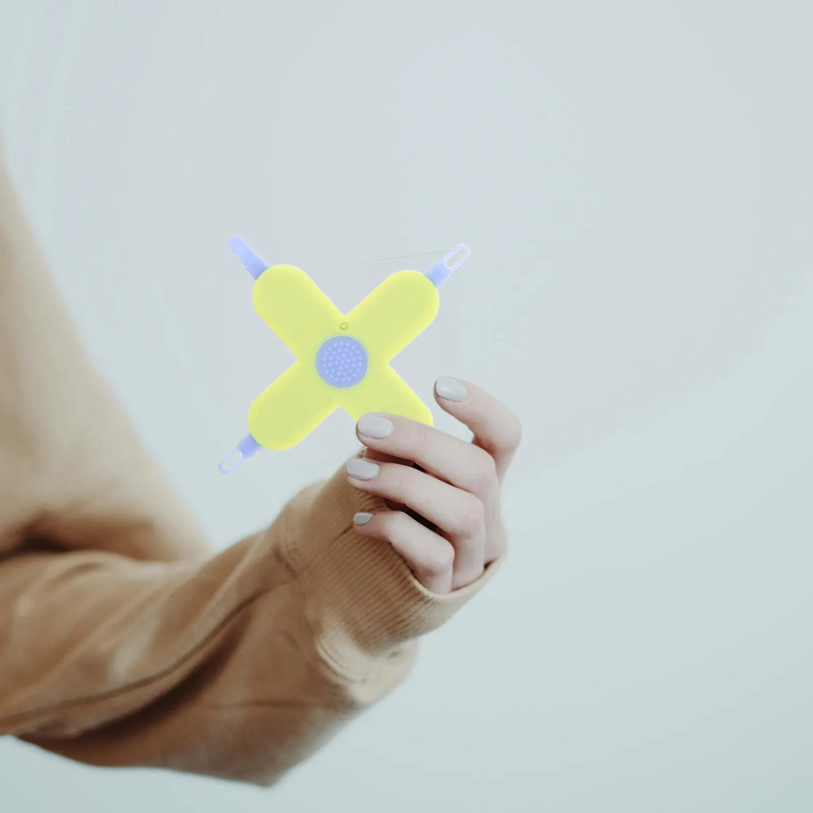 

Набор для ухода за младенцами 4 в 1: инструменты для чистки носа, ушей и ногтей, дизайн с перекрестным соплением, для новорожденных, для снятия заложенности носа, необходимые принадлежности для малышей