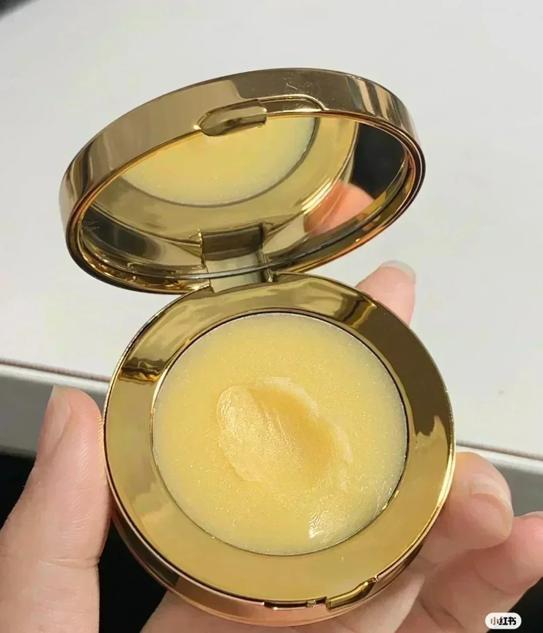 New Arrival NEW 8g Lip Maintenance Moistened Lip Balm The Pink Lips Bleaching Cream Nourish Protect Lips Makeup Tool
