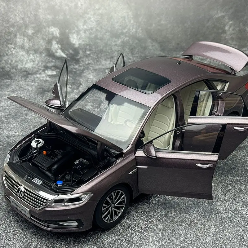 Diecast 1/18 V W Lavida Alloy Model Car PLUS 2020 Volkswagen Lavida Play Vehicles Collectible Original Box Toys for Boys