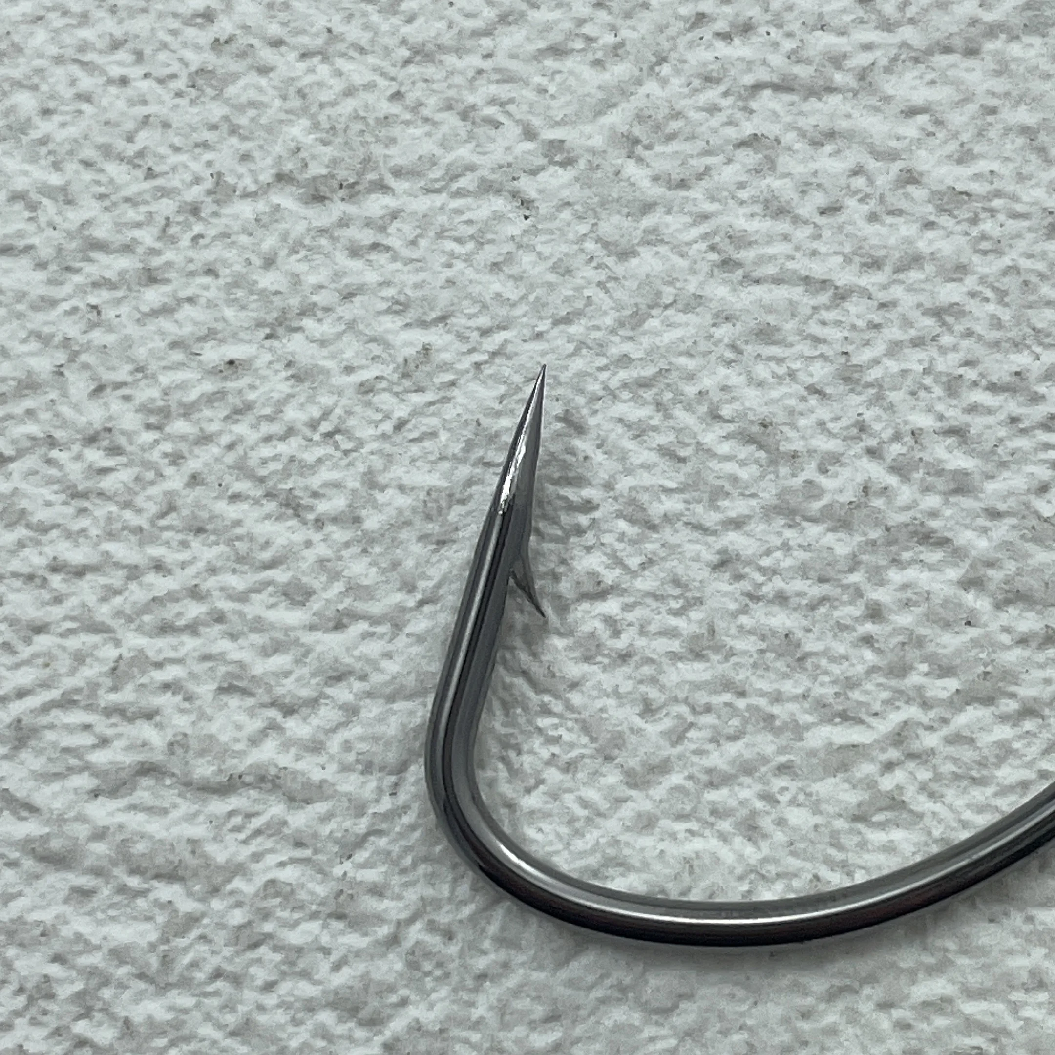 Anzuelos offset boca ancha – Jig y crank con púas para carpa - imagen 5