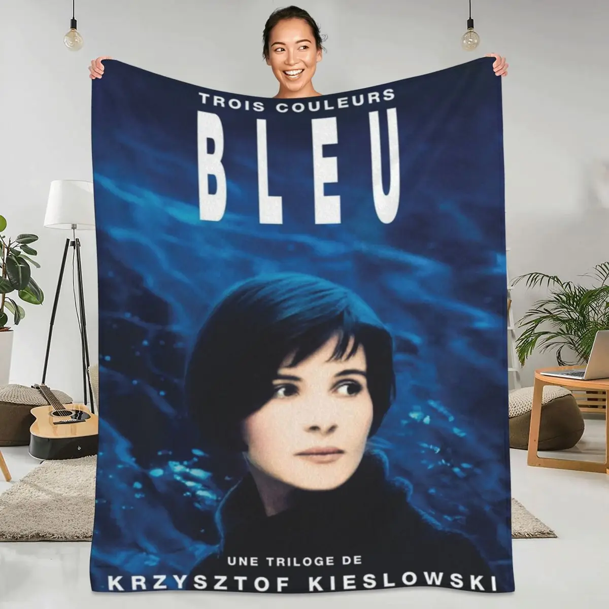 Juliette Binoche Flannel Blanket Quality Soft Bleu French Movie Bedding Throws Winter Airplane Travel Living Room Bedspread