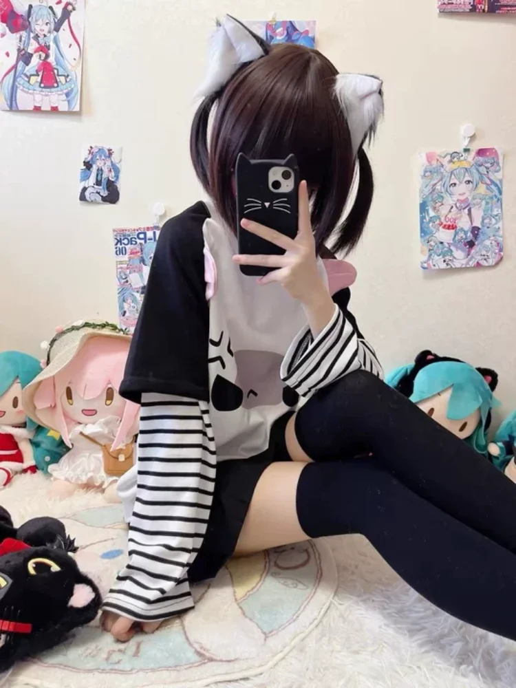 

Spring/Autumn Sweet and Cute Design Stitch Striped Women's Long sleeved T-shirt Japanese Loose Fake Two piece Long sleeved Top