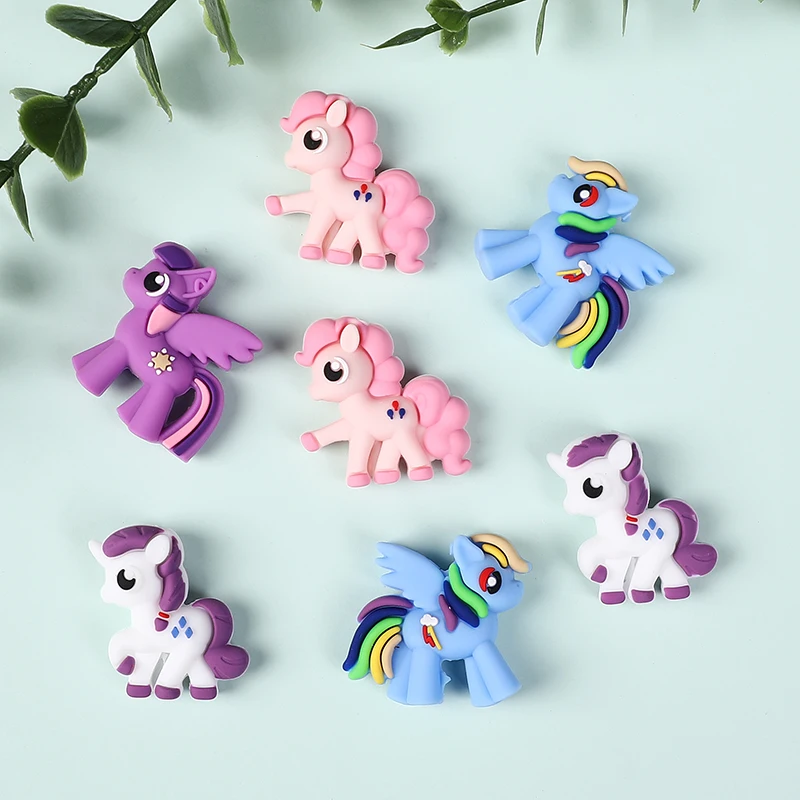 5 ชิ้นซิลิโคน little pony ลูกปัดโฟกัส PVC สําหรับ DIY สร้อยข้อมือสร้อยคอปากกาพวงกุญแจบุ๊คมาร์คอุปกรณ์เสริม