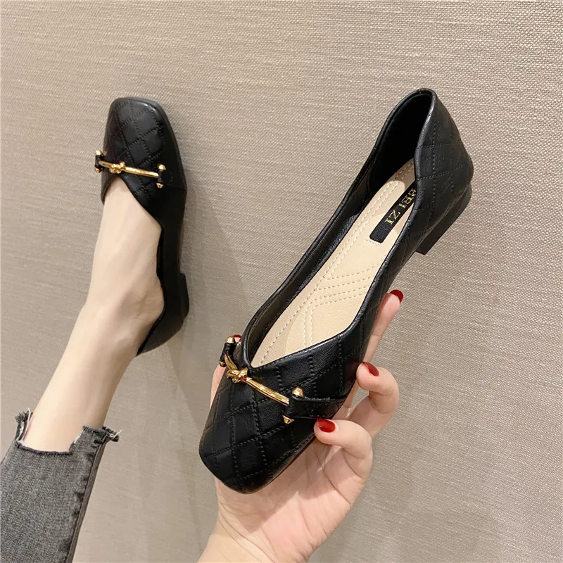 Women Flats Solid Color Black Flat Shoes for Lady Large Size 43 44 45 46 Slip on Boat Shoes Leather Moccasin Chaussures De Femme