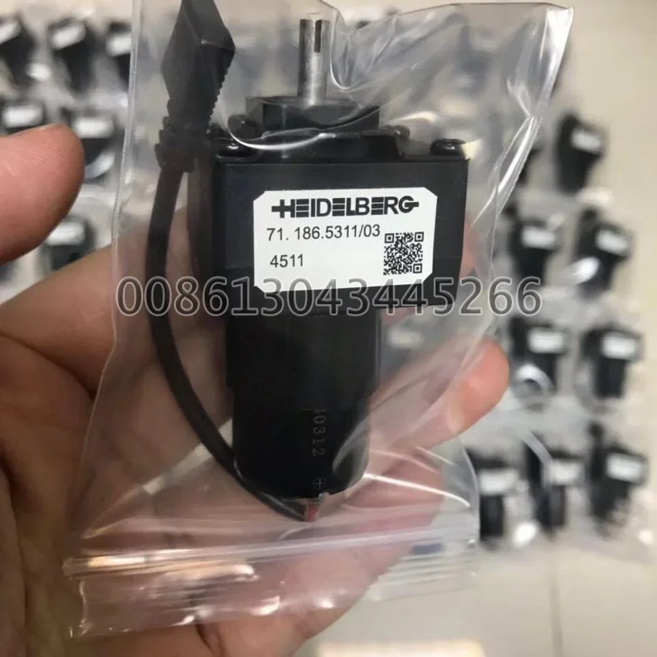 

Heidelberg Geared Motor 71.186.5311 – 1 Unit Spare Part for SM102 SM52 SM74 Offset Printing Machine