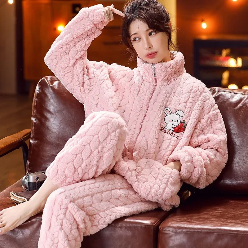 ชุดนอนผู้หญิงผ้ากำมะหยี่สีแสดหนาและหนาขึ้นชุดนอนผู้หญิงชุดเสื้อผ้าใช้ในครัวเรือนชุดเสื้อผ้าสำหรับใส่นอกบ้านมีซิป