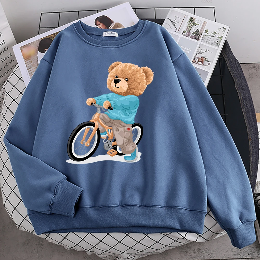 Autumn Woman Pullover A Teddy Bear Wearing A Sweater And Riding A Bicycle Print Hoody Fleece Soft Sweatshirt Loose Warm Tops