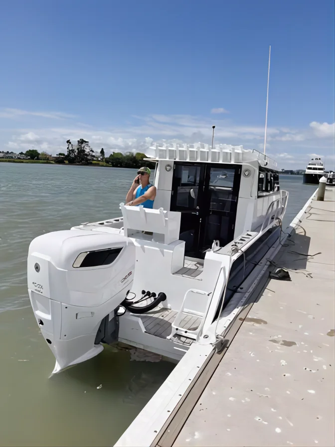 9m 29.5ft Aluminum Cabin Sports Boat Hull Luxury Welded Aluminum Yachts Outboard Fishing Boat for Entertainment and Leisure view 4