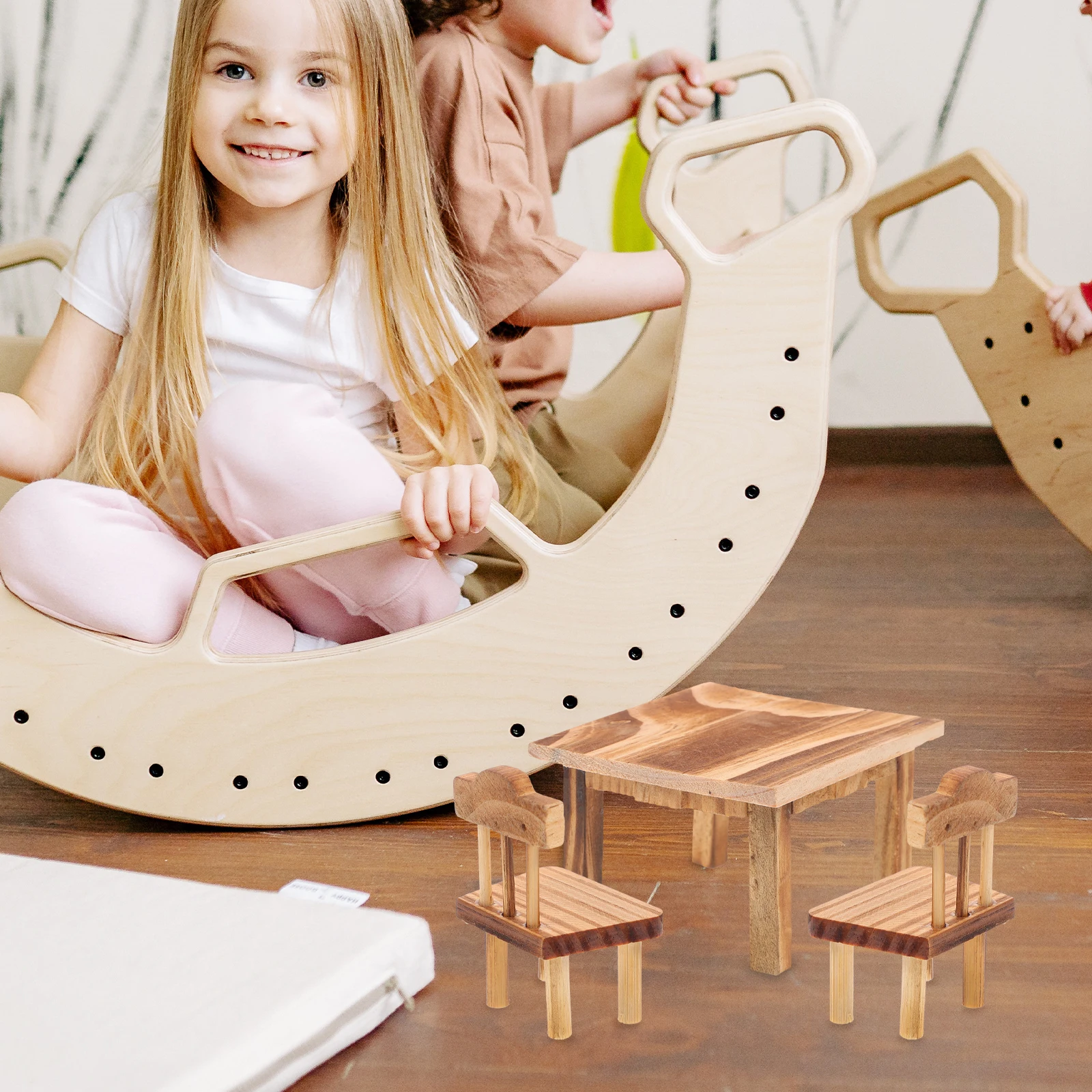 

Simulated Wooden Mini Table Chair Set Decor Emulational Toys Sturdy Table Chair Furnishing Decor Small Room Ornament Gift
