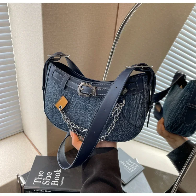 

2025 Новинка! Женская модная джинсовая сумочка — уникальное сращивание цветов + текстура премиум-класса | Модный стиль с удобной ручкой