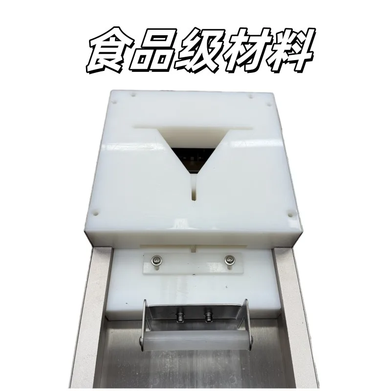 Suitable for convenience store triangle sushi rice ball packaging machine, rice press machine