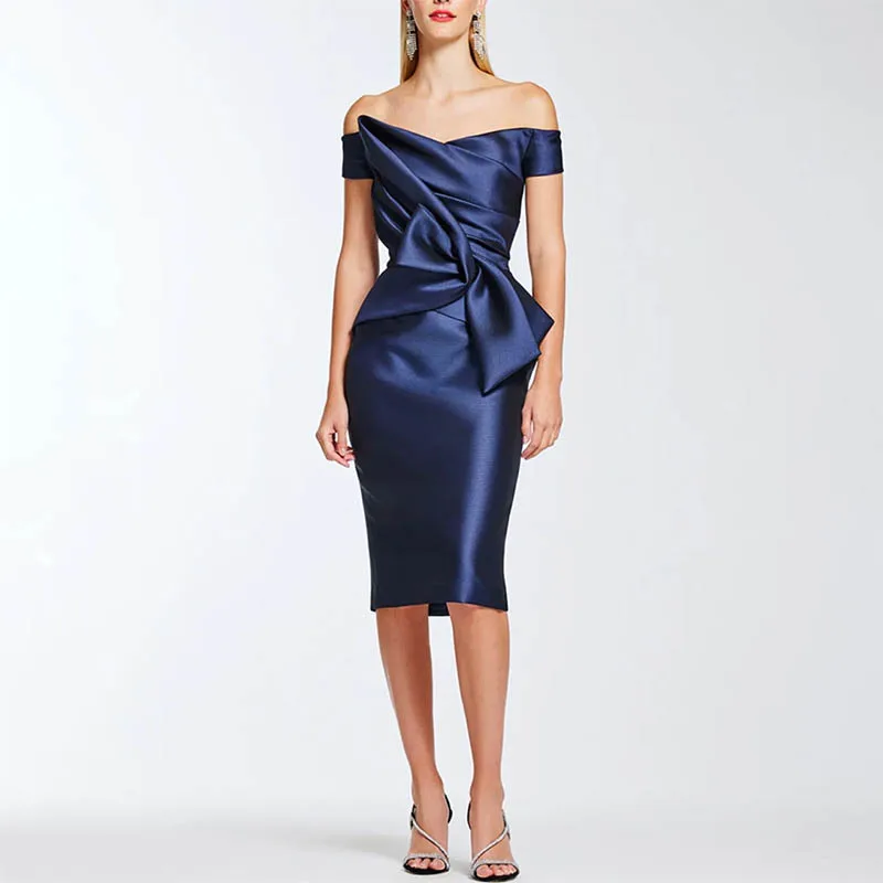 Graceful Navy Blue Short Off Shoulder Satin Pleated Mother of the Bride Dresses Sheath Knee Length Wedding Dresses for Women