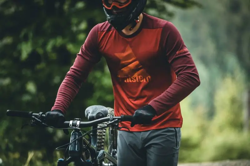 Cycling Jerseys 202…