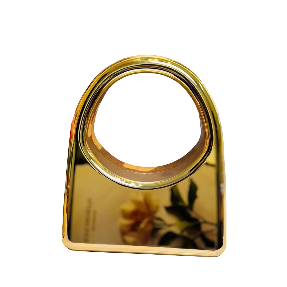 Candy Color Acrylic Box Bag Clear Woman Designer Handbags Luxury Clip Evening Bags for Woman 2024 Party Wedding Clutch Ladies