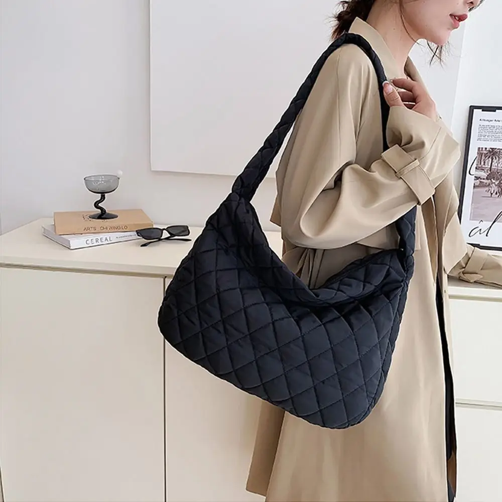 Women Large Capacity Quilted Tote Bag Winter Warm Lightweight Down Cotton Padded Plaid Shoulder Bags Fashion Underarm Bags