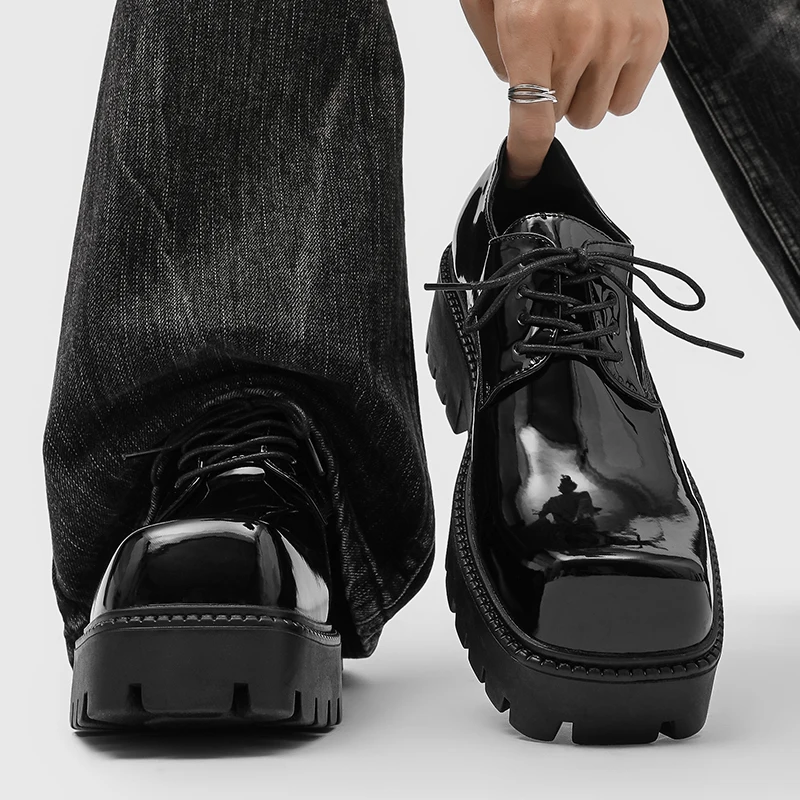 Nuevos zapatos Derby clásicos para hombre, zapatos negros informales cómodos de suela gruesa, zapatos de cuero de moda, zapatos sociales para hombre