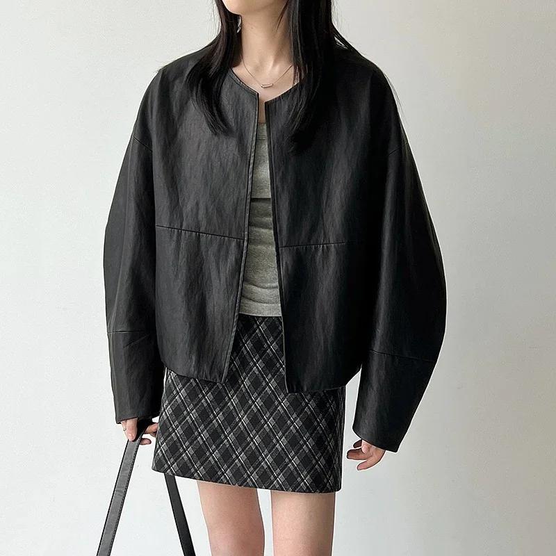 Jaqueta preta feminina solta estilo dinheiro antigo o pescoço couro do plutônio cardigan casaco outono novo minimalista casual topo