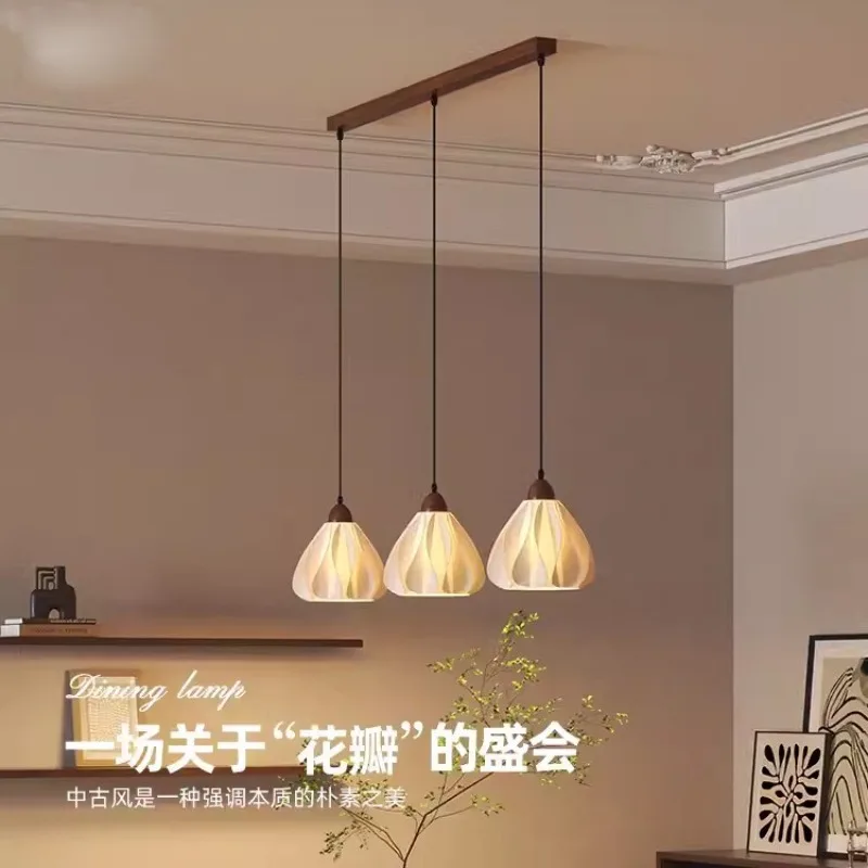 French Creamy Pendant Lights Romantic Skirt Shape Parlor Restaurant Art Decor Wooden Hanging Chandeliers Dining Table Decorative