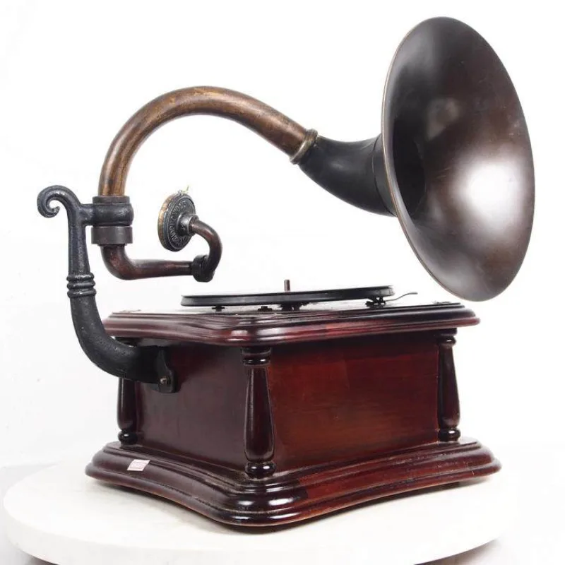 Nostalgic retro pipe bend horn hand crank phonograph vinyl record player clockwork power cultural tourism soft decoration orname