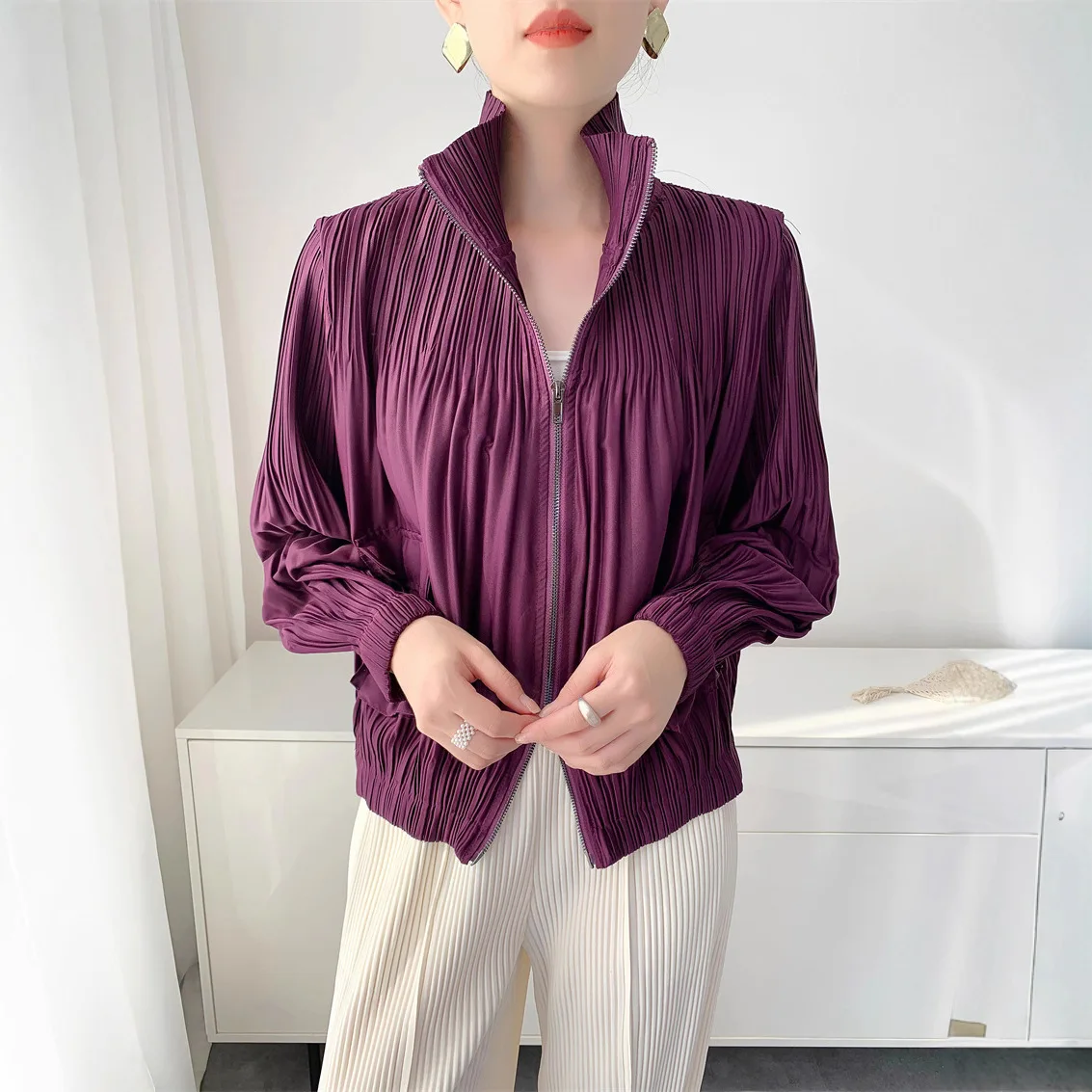 

miyake pleated fashionable casual zipper jacket 2025 spring new pleated loose top long sleeve versatile fashionable jacket