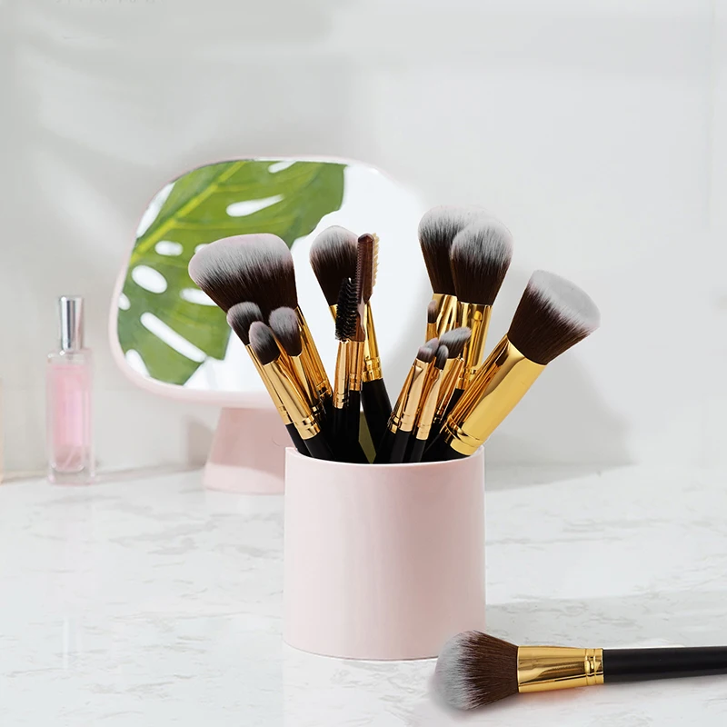 16PCS 전문가용 메이크업 브러쉬 세트 - 아이섀도우 및 파운데이션용 부드럽고 풍성한 브러쉬 프리미엄 가죽 케이스 고급 텍스처 화장품