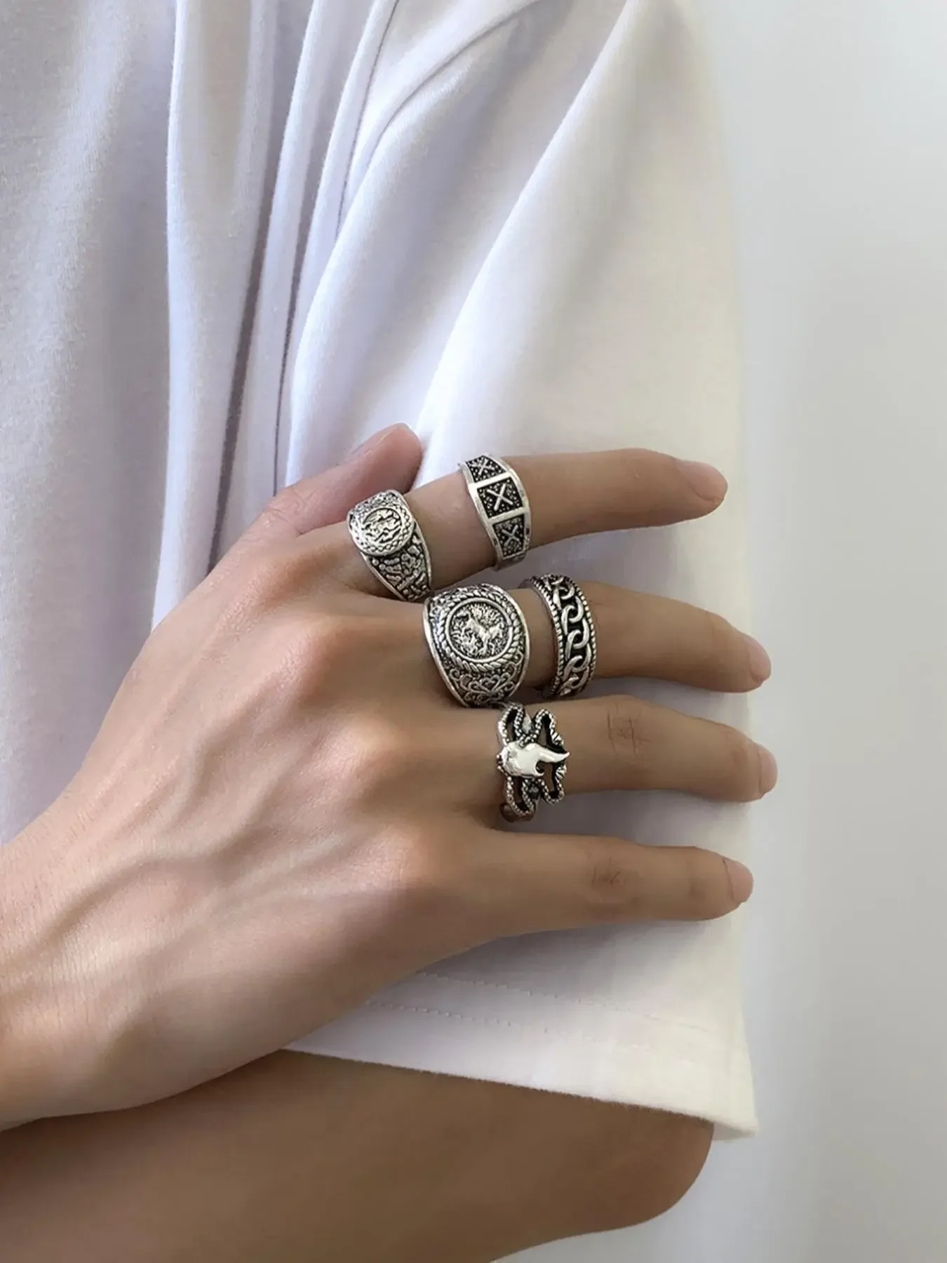 5pcs/Set Men's Fashion Trendy Alloy Stacking Rings, Street Style Retro Cool Design Totem Geometric Pattern Men's Ring Stackable Rings