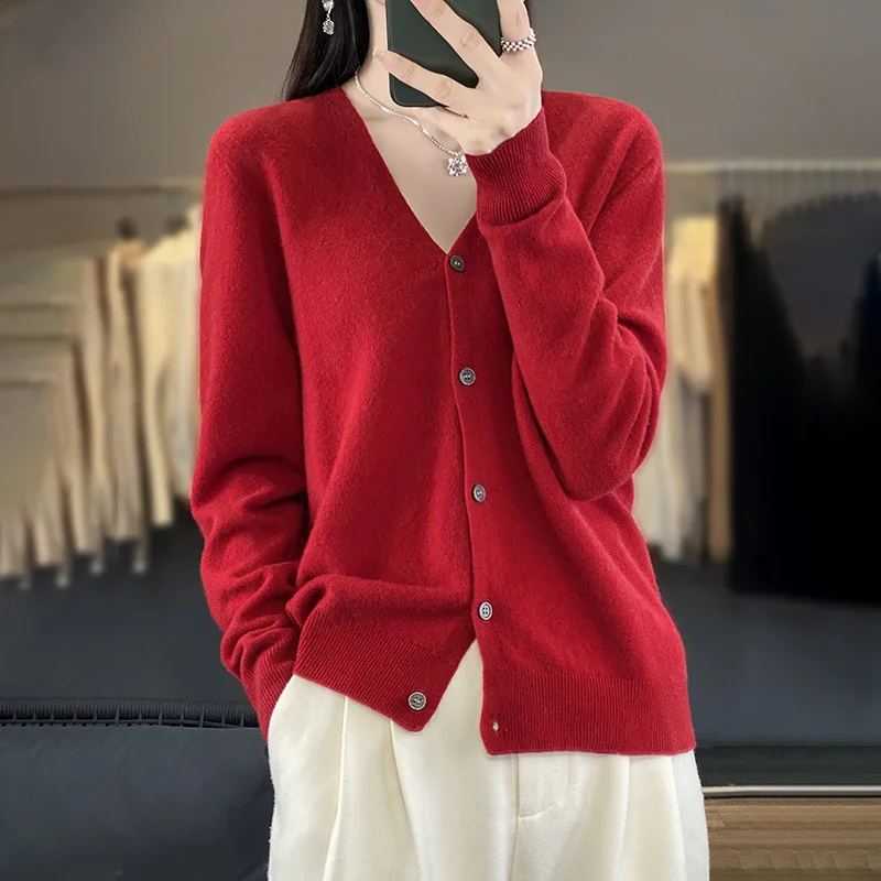 2024 autumn and winter new 100% pure wool loose plus size V-neck women\'s solid color long-sleeved fashion knitted cardigan sweat