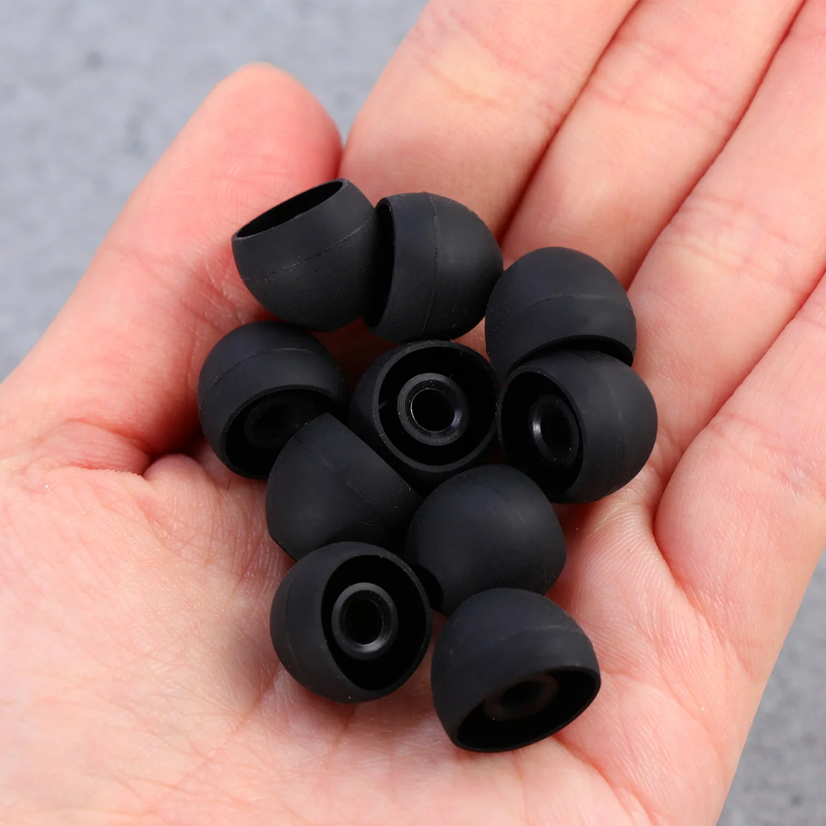 10 Pcs Silicone Earpads Elastic Earbud Tips Sound Isolating Design Premium Material Comfortable Reusable Fit Most In Ear