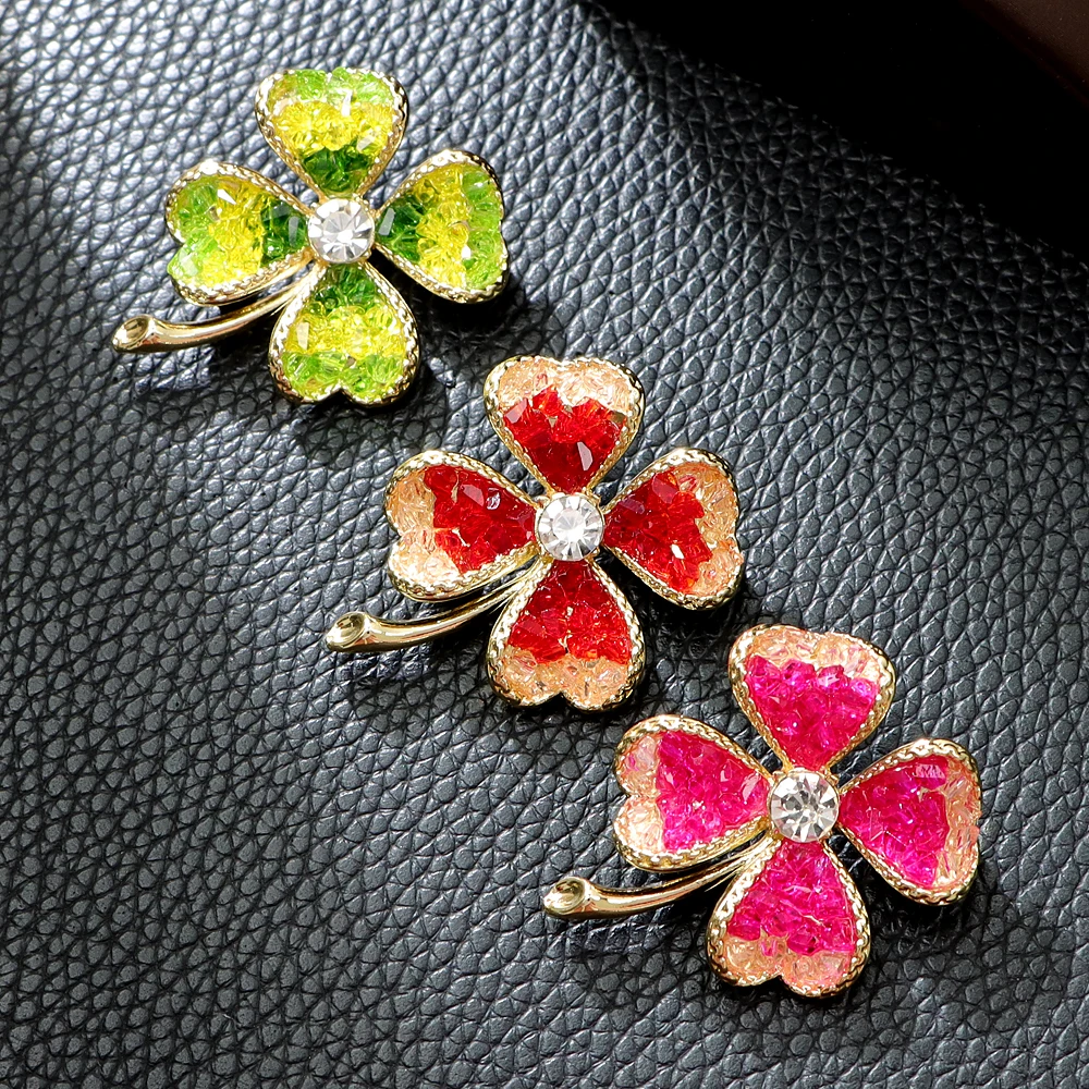 CINDY XIANG Handmade Omber Color Clover Brooch Beautiful Elegant Wedding Party Pin 3 Colors Available High Quality Jewelry