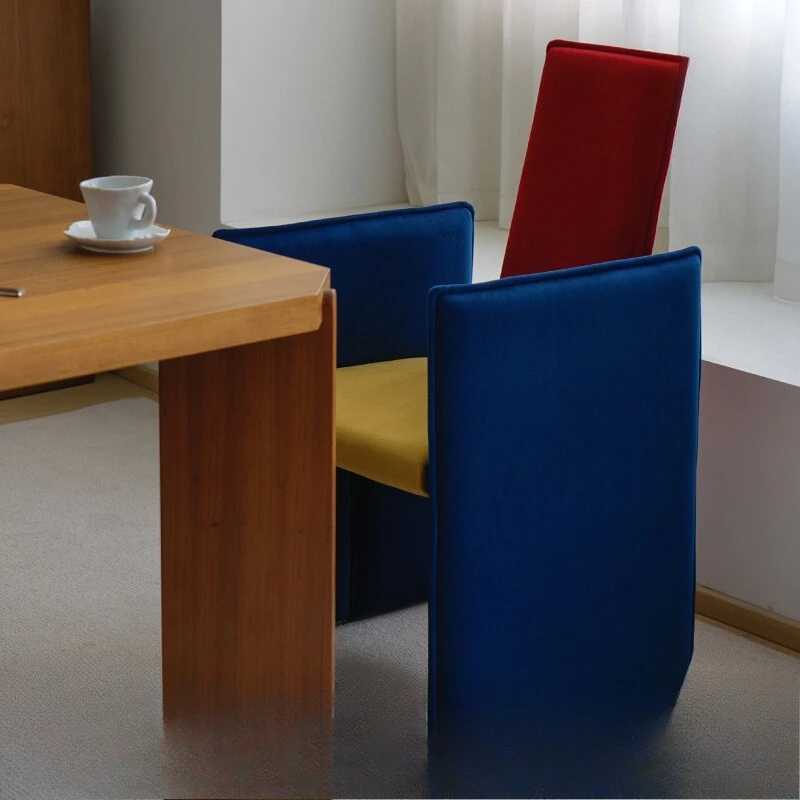 Retro velvet straight-backed chair | The gentle collision of velvet and technical leather, the poetry of touch