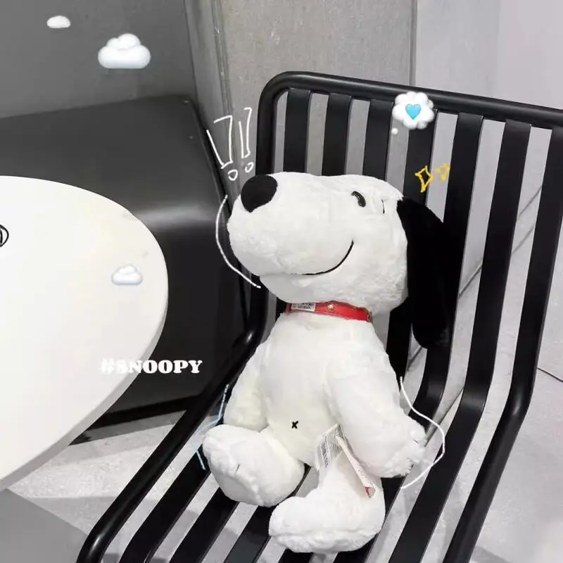 Miniso snoopy boneca de pelúcia kawaii dos desenhos animados sentado travesseiro brinquedo bonito boneca de pelúcia sofá decoração presente das crianças