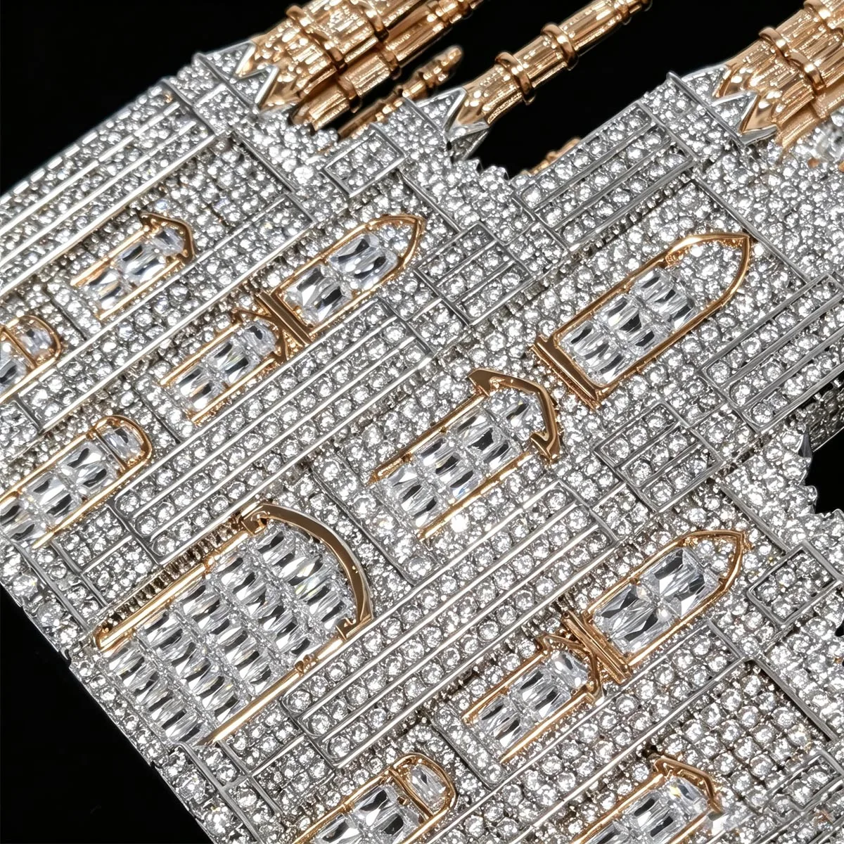 Big 3D Iced Out Cathedral Pendant Hip Hop Church Design Luxury Bling Charm Necklace Full Micro Pave Shiny CZ 18K Gold Plated Religious Jesus Statue Castle Pendant For Men Rapper Party Jewelry Accessory Gift Street Culture Club Party Statement Ornament