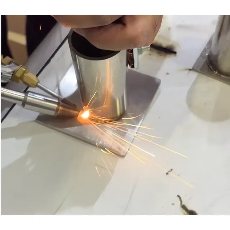 Professional Handheld Welder with Air Cooling Technology Low Heat Input for Minimal Deformation on Thin Sheets for