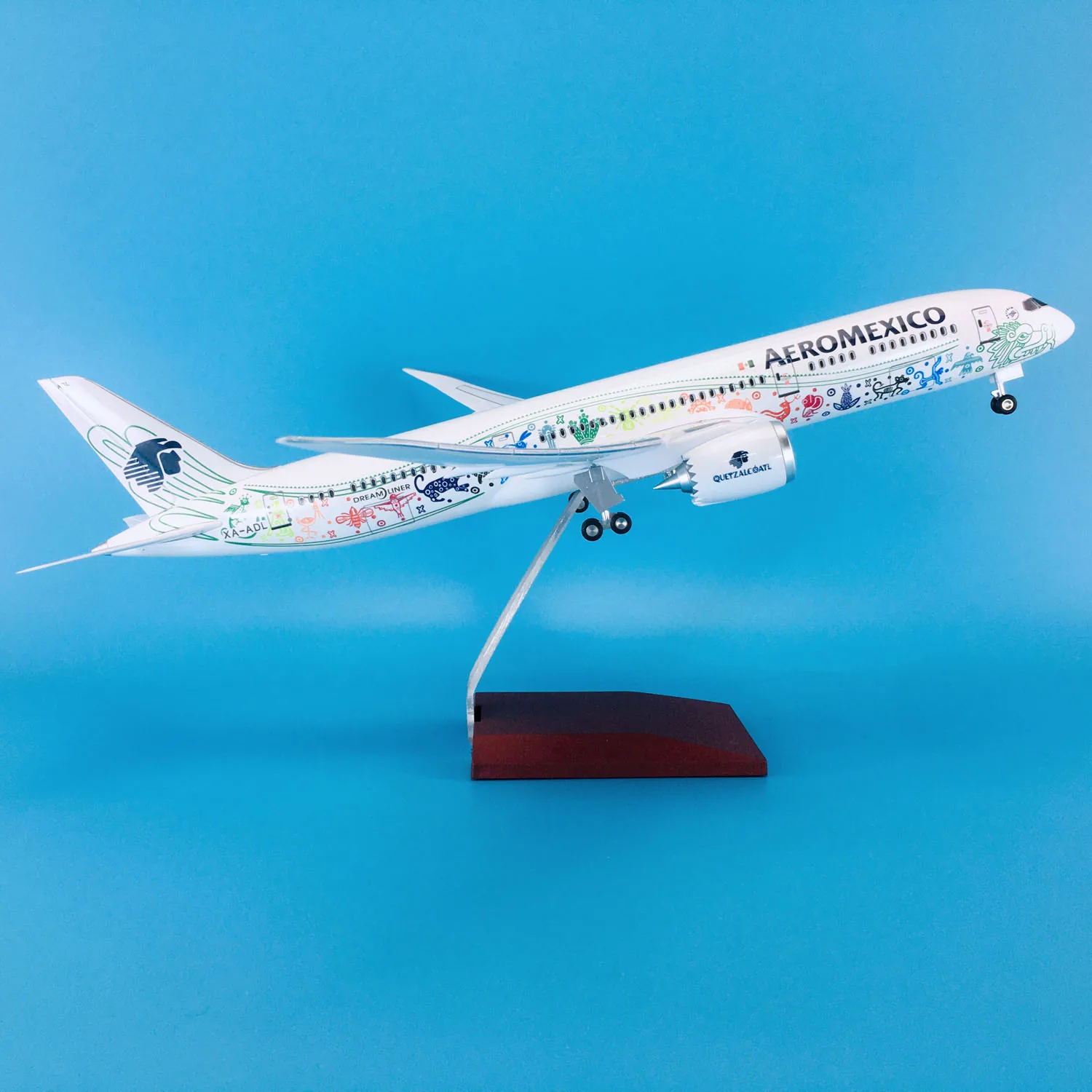 Baza Hot Sale ABS Material 1:130 41cm With Wheels Airplane Aircrafts Boeing B787-9 Aeromexico Quetzalcoatl Plane Model