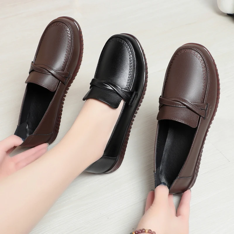 AIYUQI Female Flats Shoes Genuine Leather 2024 Spring New Round Head Women\'s Casual Shoes Large Size 41 42 Women\'s Mom Shoes