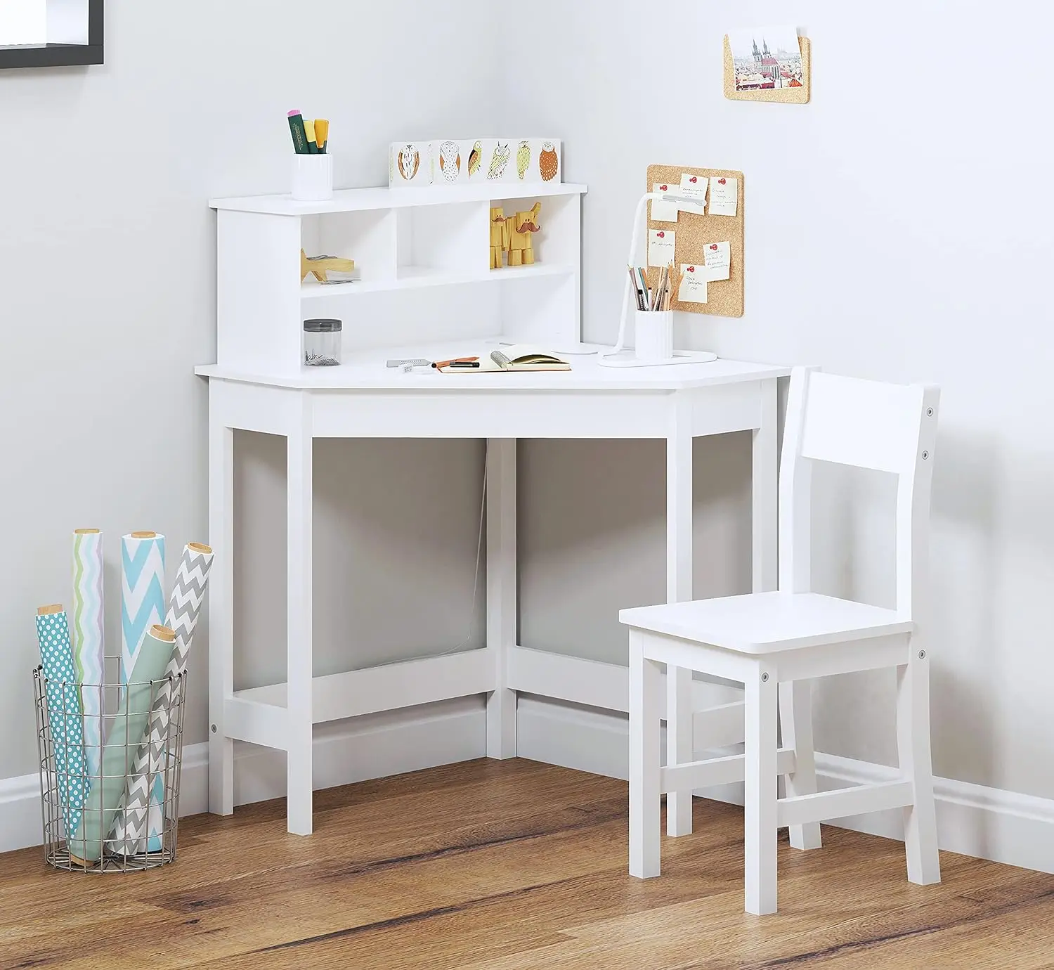 

Kids Desk,Wooden Study Desk with Chair for Children,Writing Desk with Storage and Hutch for Home School Use,White