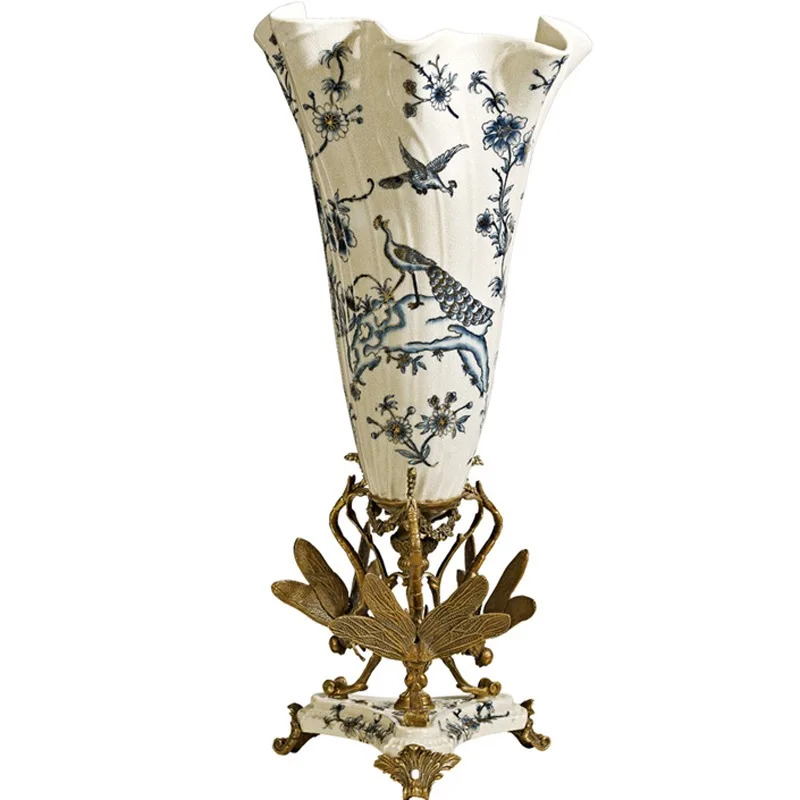 

andicraft entrance living room, ornament trophy, hand-painted blue and white ceramic copper ears, altar desktop decoration