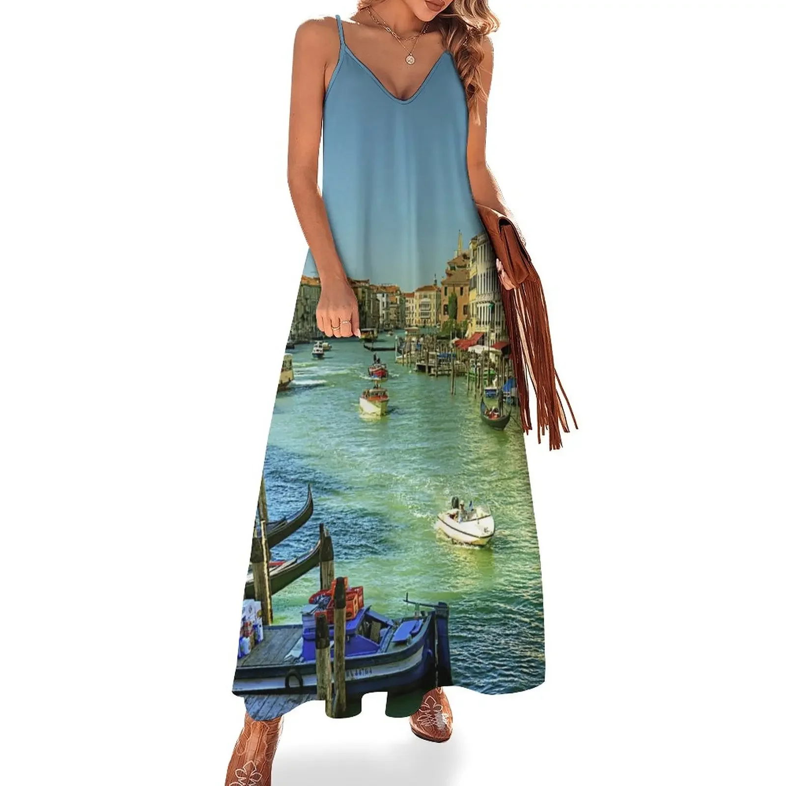 

Life in Venice Sleeveless Dress summer dress korean women summer women's suit