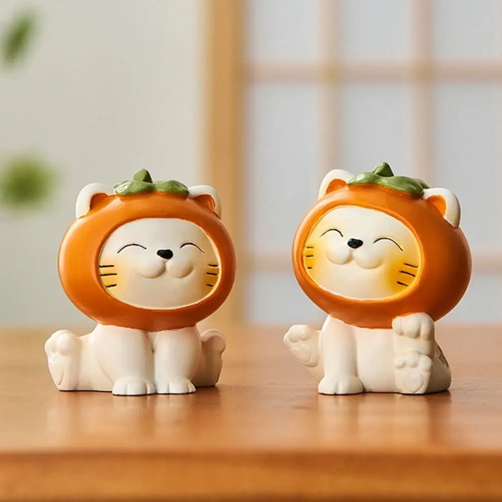 2Pcs/Set Cartoon Lucky Cat Desktop Ornaments Animal Image Creative Mini Cat Figurines Portable Resin Computer Desktop Ornaments