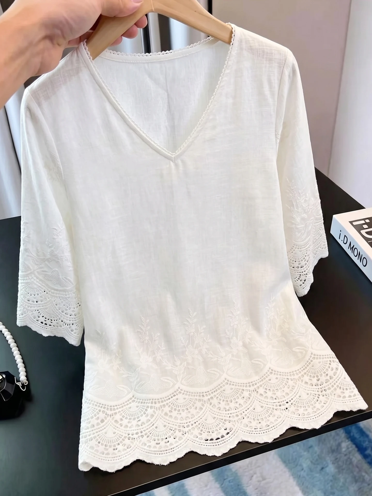 

Unique Design Hollow out Shirt V-Neck Lazy Style Fashionable Summer 2026 Women's Silk Top Korean Style Straight Cut